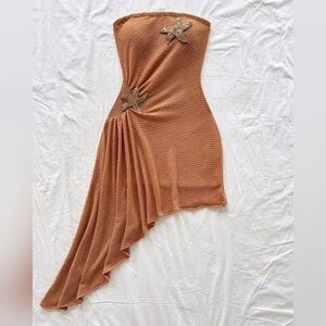 Elegant Tan Strapless Starfish Dress. Size XL